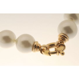Mallorca Perlenkette mit elegantem Federverschluß